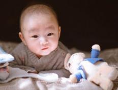 阎姓2025蛇年新生宝宝取什么名字好听， 姓阎的男孩女孩聪明才华横溢的名字大全