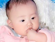 2025年5月25日出生的女宝宝生辰八字五行缺什么，今日最佳属蛇女孩名字大全