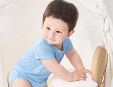 2025年张姓男宝宝起名押韵好听，姓张男孩名字大全100分好不好？