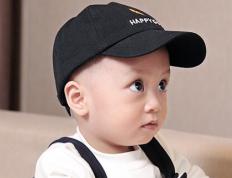 周姓男孩独特有涵养的名字，2025年3月4日出生的男宝宝起名字大全