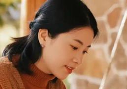 婉字寓意及五行属性是什么，中间带婉的明媚如阳女孩名字大全