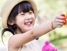 解姓女孩八字五行缺土取什么名字好，坚强纯洁的姓解女宝宝属土名字推荐