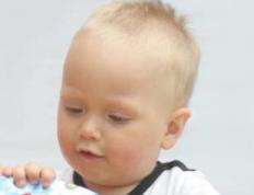 盛姓男孩八字五行缺火取什么名字好，平安健康的姓盛属火男宝宝名字大全