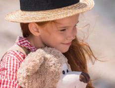 君字五行属性及寓意，玉洁冰清的带君字女宝宝名字大全