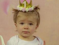 峥字五行属性及取名寓意,独特韵味的峥字女孩名字大全