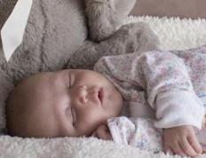 哲字五行属性及取名寓意,生机勃勃的带哲字男孩名字大全