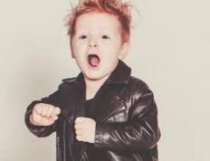 2025年姓翁宝宝取什么名字,温润如玉的翁姓小孩名字大全