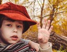 玺字五行属性及取名寓意,德艺双馨的带玺字男孩名字大全