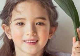 八字五行缺木的费姓女孩如何取名，灵巧可爱的姓费属木女宝宝名字推荐