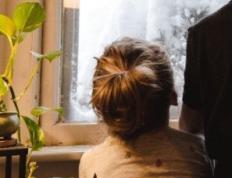 纬字五行属性及取名寓意,勤勉认真的带纬字小孩名字大全