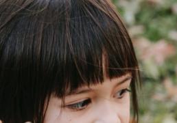 八字五行缺水的时姓小女孩取名字,高雅富贵的姓时属水女娃娃名字