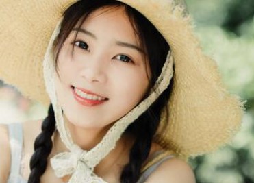 屏幕截图 2025-11-06 104018.jpg 高级小众,一念就嘴角上扬的2025年12月22日出生的小孩子名字