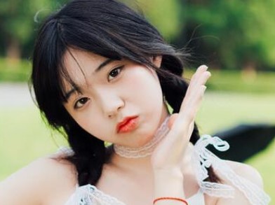 屏幕截图 2025-11-11 104602.jpg 明媚灿烂的2026年1月20日出生的女孩名字