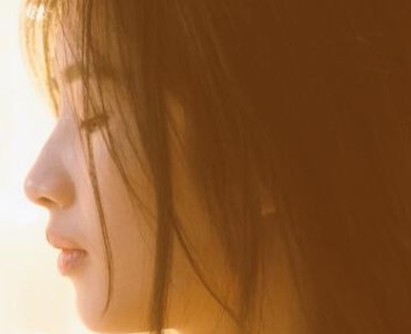 屏幕截图 2025-11-24 112856.jpg 让人一见倾心的2026年2月12日出生的小孩名字