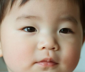 屏幕截图 2025-12-18 110450.jpg 2026年1月13日出生的宝宝是什么命?今日出生的小孩怎么按生辰八字五行起名字